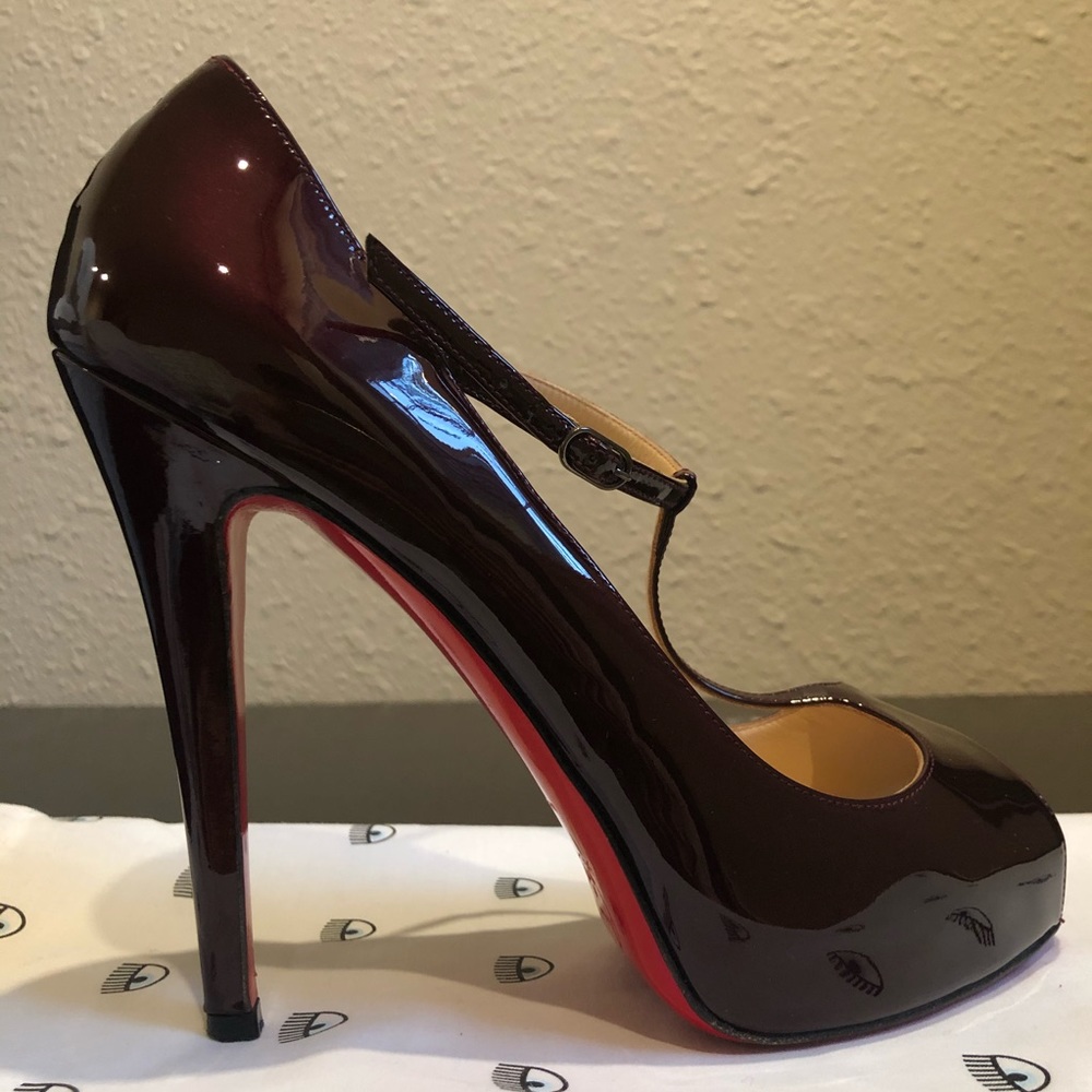 Christian Louboutin Burlina Peep-toe T-Strap Maryjane Patent Pump Burgundy 39 - Picture 3 of 12